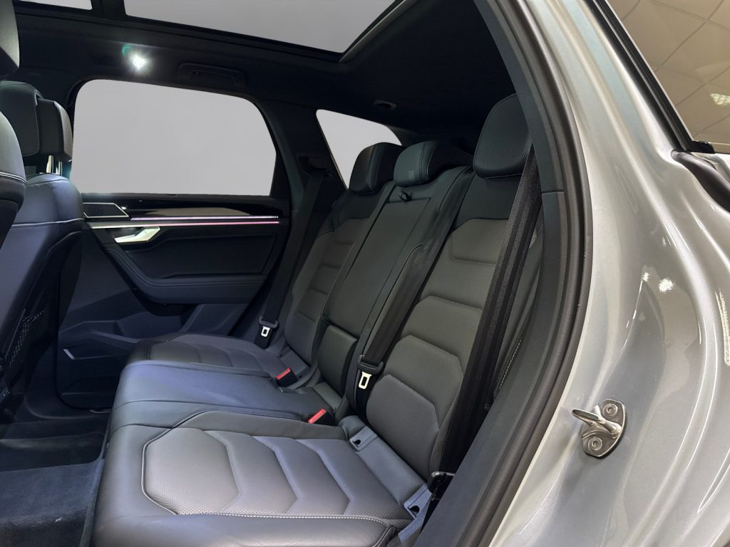 VOLKSWAGEN Touareg 3.0 v6 tdi scr r-line 286cv auto - 12