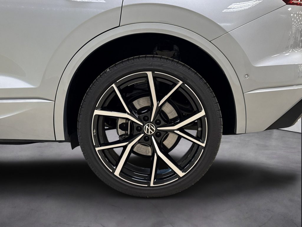 VOLKSWAGEN Touareg 3.0 v6 tdi scr r-line 286cv auto - 18