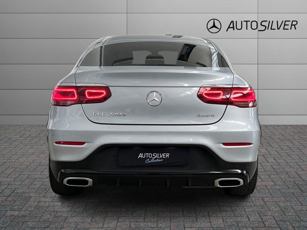 MERCEDES-BENZ GLC 220 d 4Matic Coupé Premium Night Edition - 4