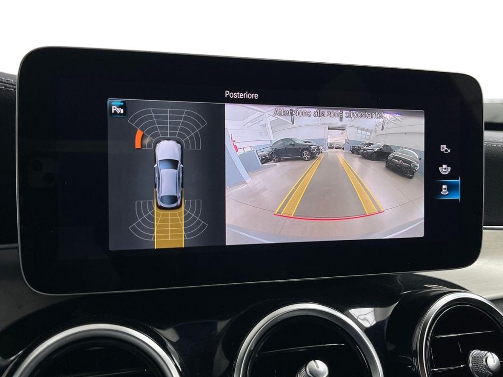 MERCEDES-BENZ GLC 220 d 4Matic Coupé Premium Night Edition - 12
