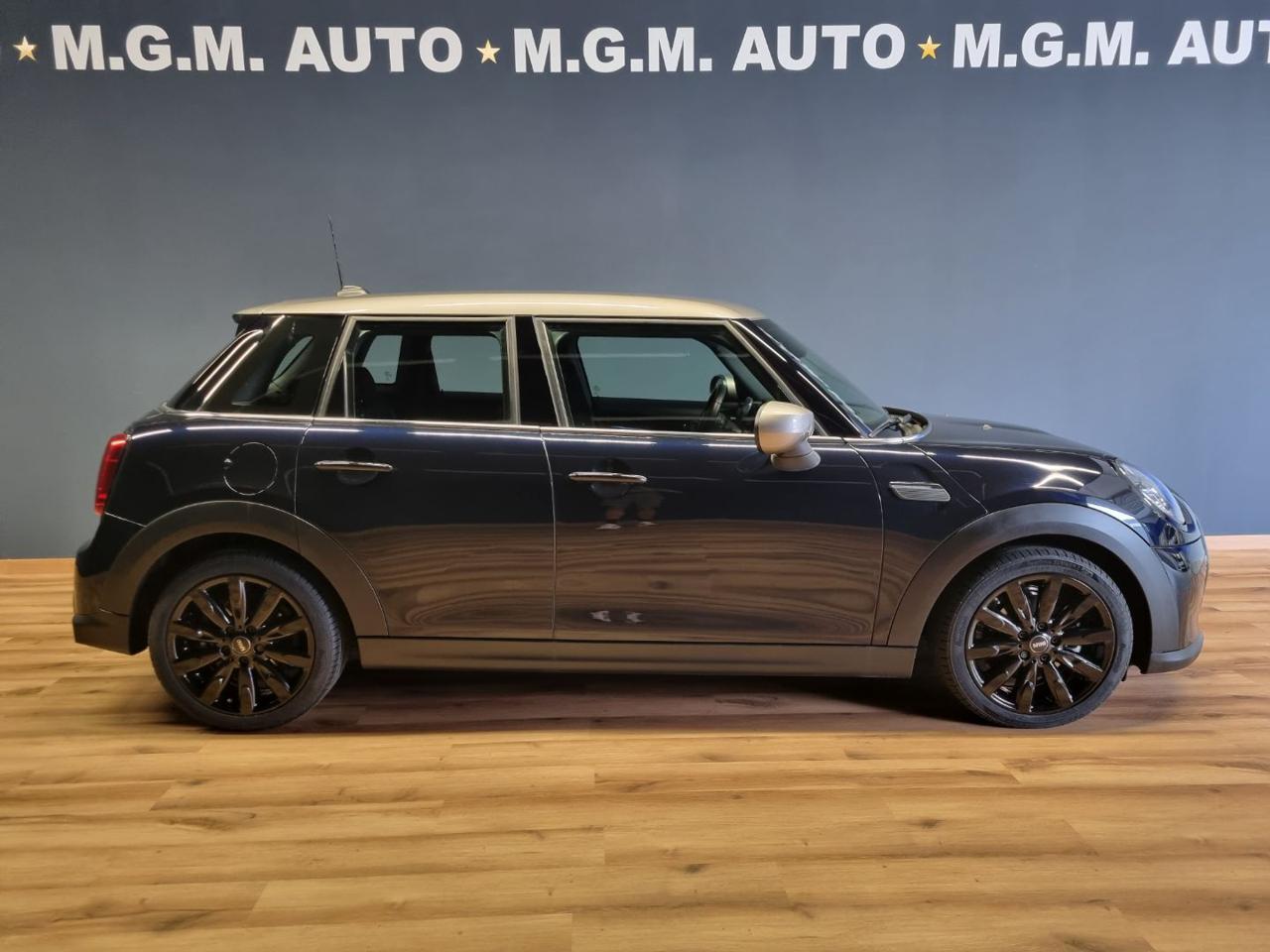 MINI Cooper 1.5 Cooper 5 porte - 4