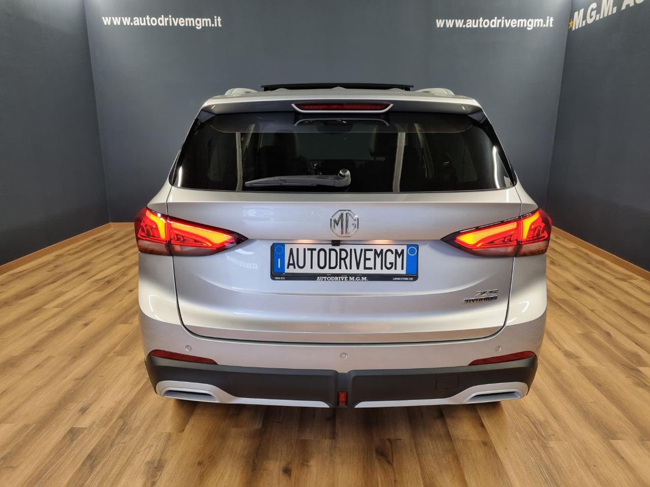 MG ZS 1.5 Hybrid+ Luxury - 3