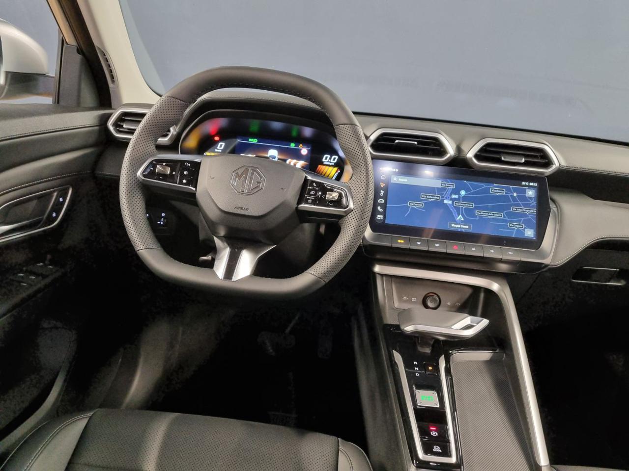 MG ZS 1.5 Hybrid+ Luxury - 22