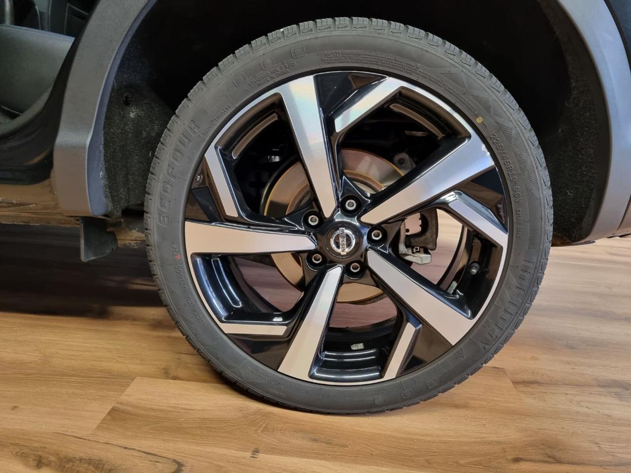 NISSAN Qashqai 1.6 DIG-T N-Connecta - 15