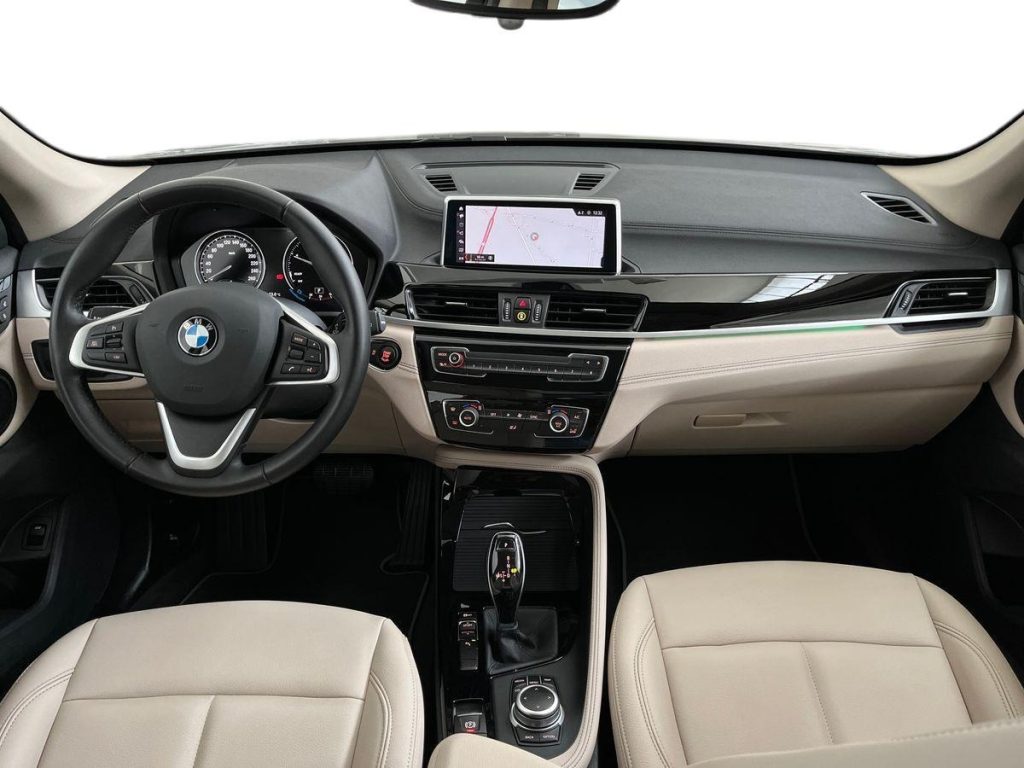 BMW X1 sDrive16d xLine Plus - 9