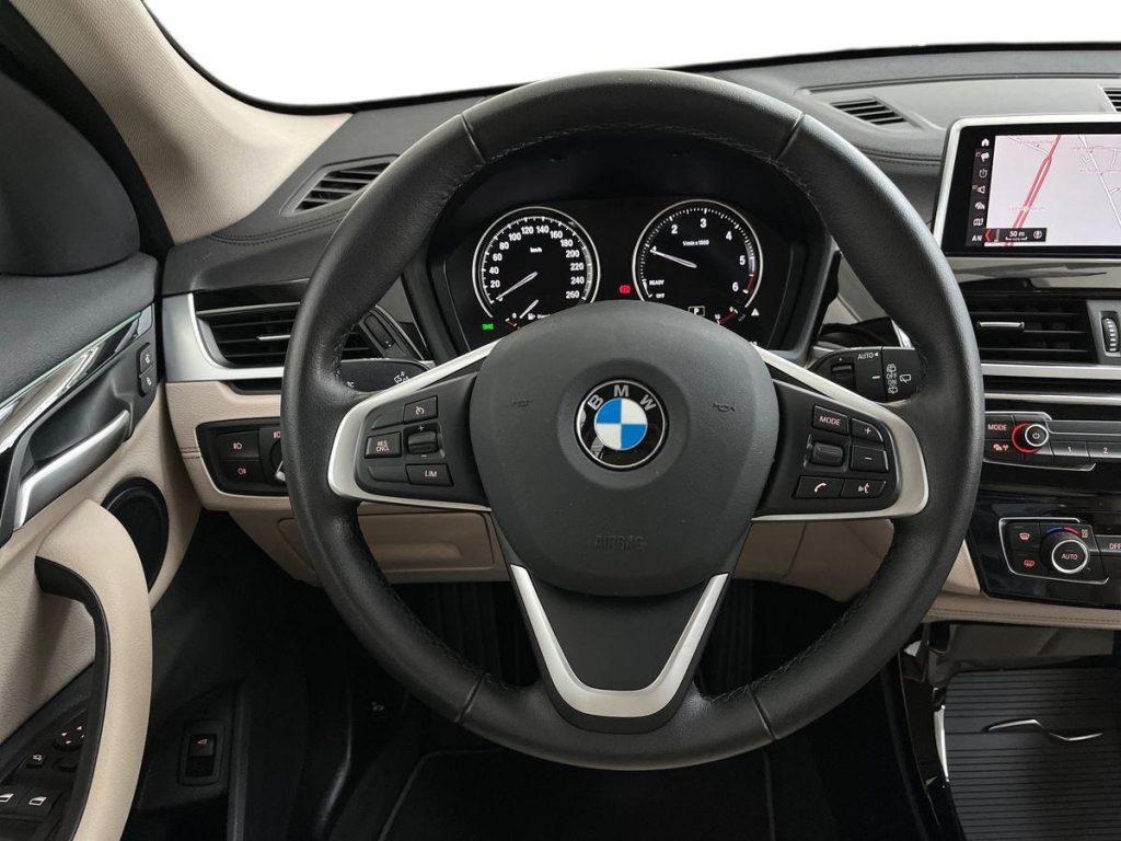 BMW X1 sDrive16d xLine Plus - 11