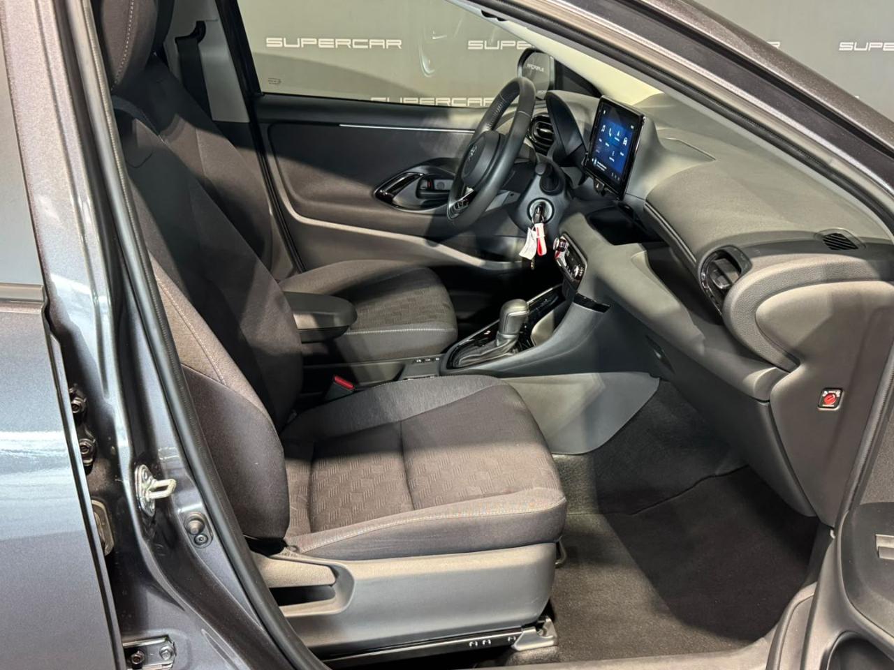 TOYOTA Yaris 1.5 Hybrid 5 porte Trend - 12