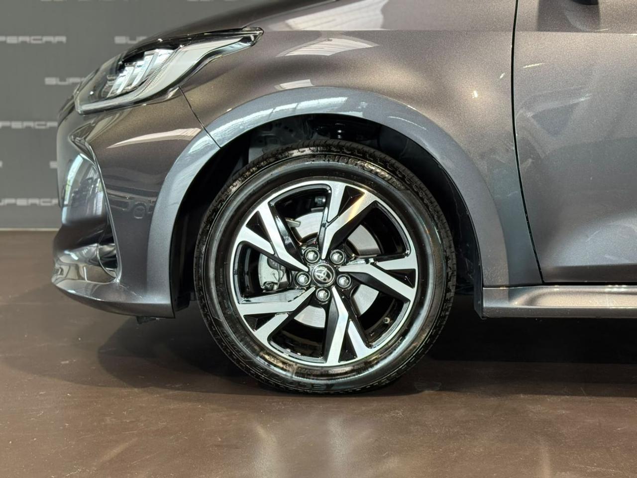 TOYOTA Yaris 1.5 Hybrid 5 porte Trend - 8