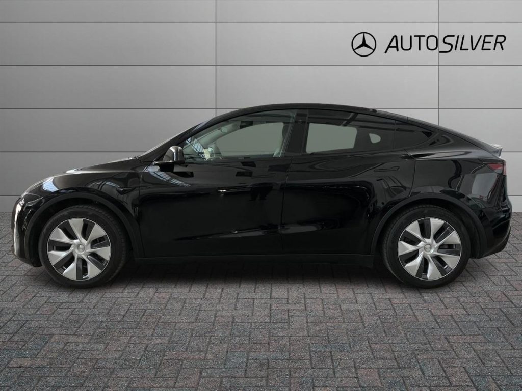 TESLA Model Y Long Range Single Motor RWD - 6