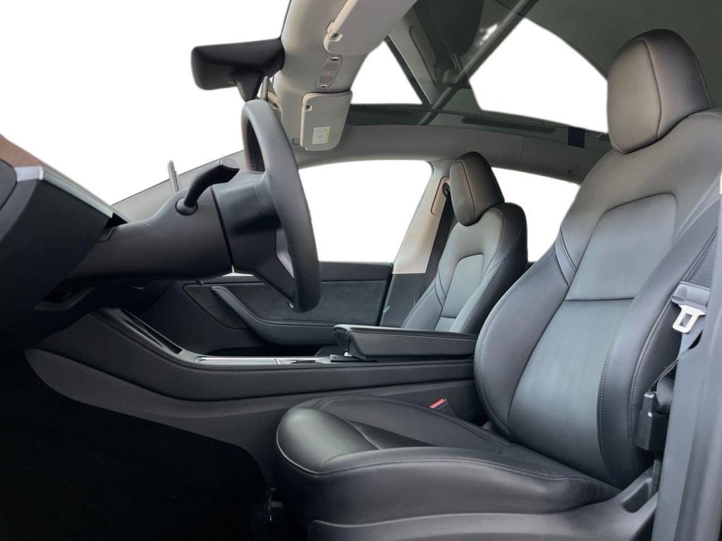 TESLA Model Y Long Range Single Motor RWD - 10