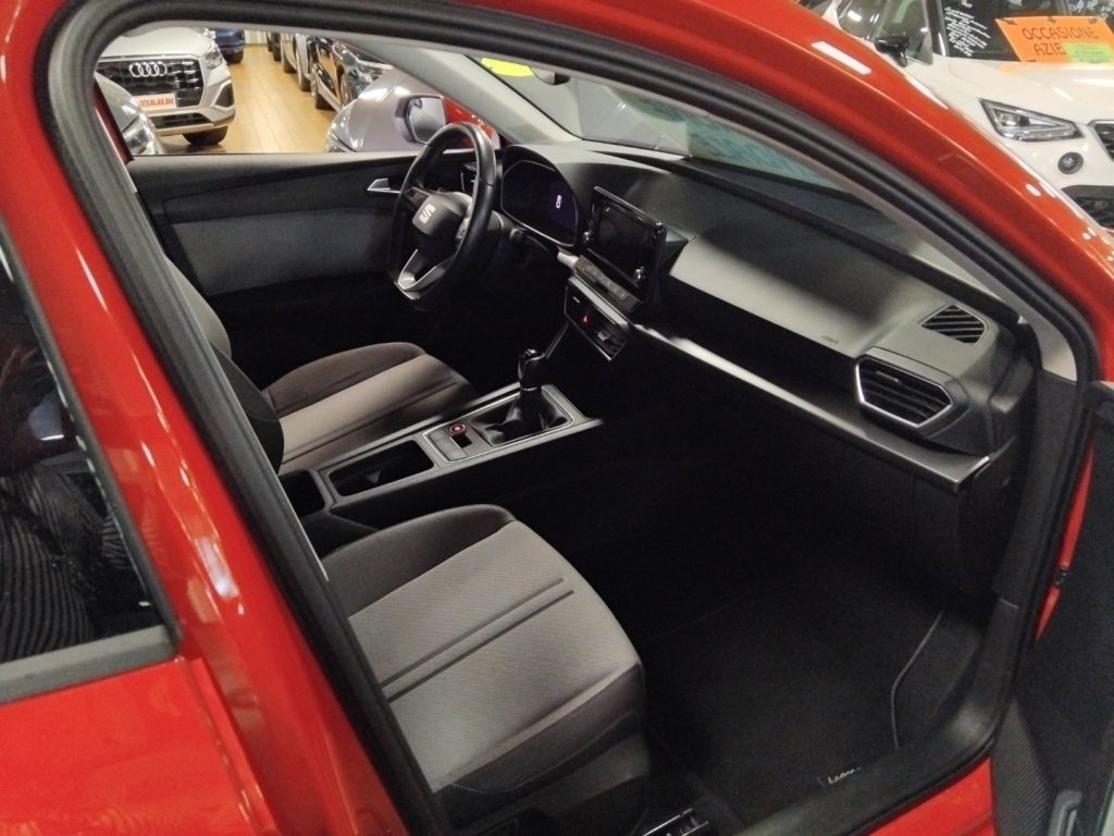 SEAT Leon 1.0 TSI 110 CV Style C/GRIMALDI SPECIAL DAY - 11