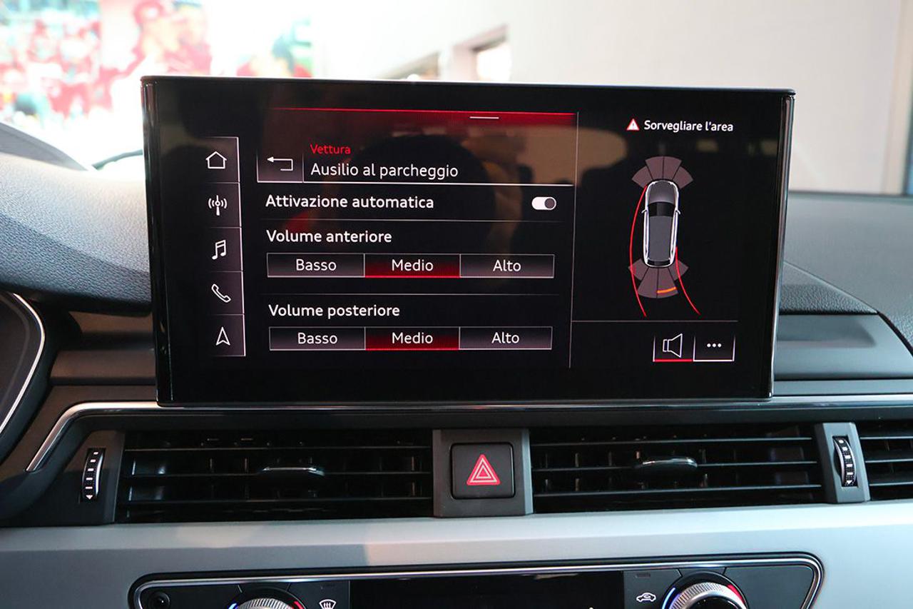 AUDI A4 30 TDI Avant S-Tronic Business Advanced - 25