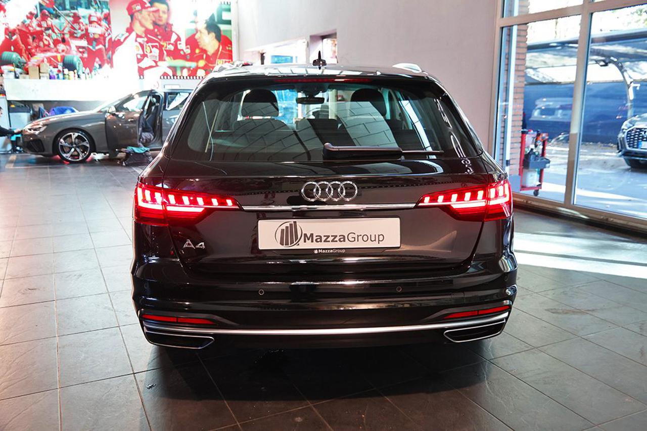 AUDI A4 30 TDI Avant S-Tronic Business Advanced - 8