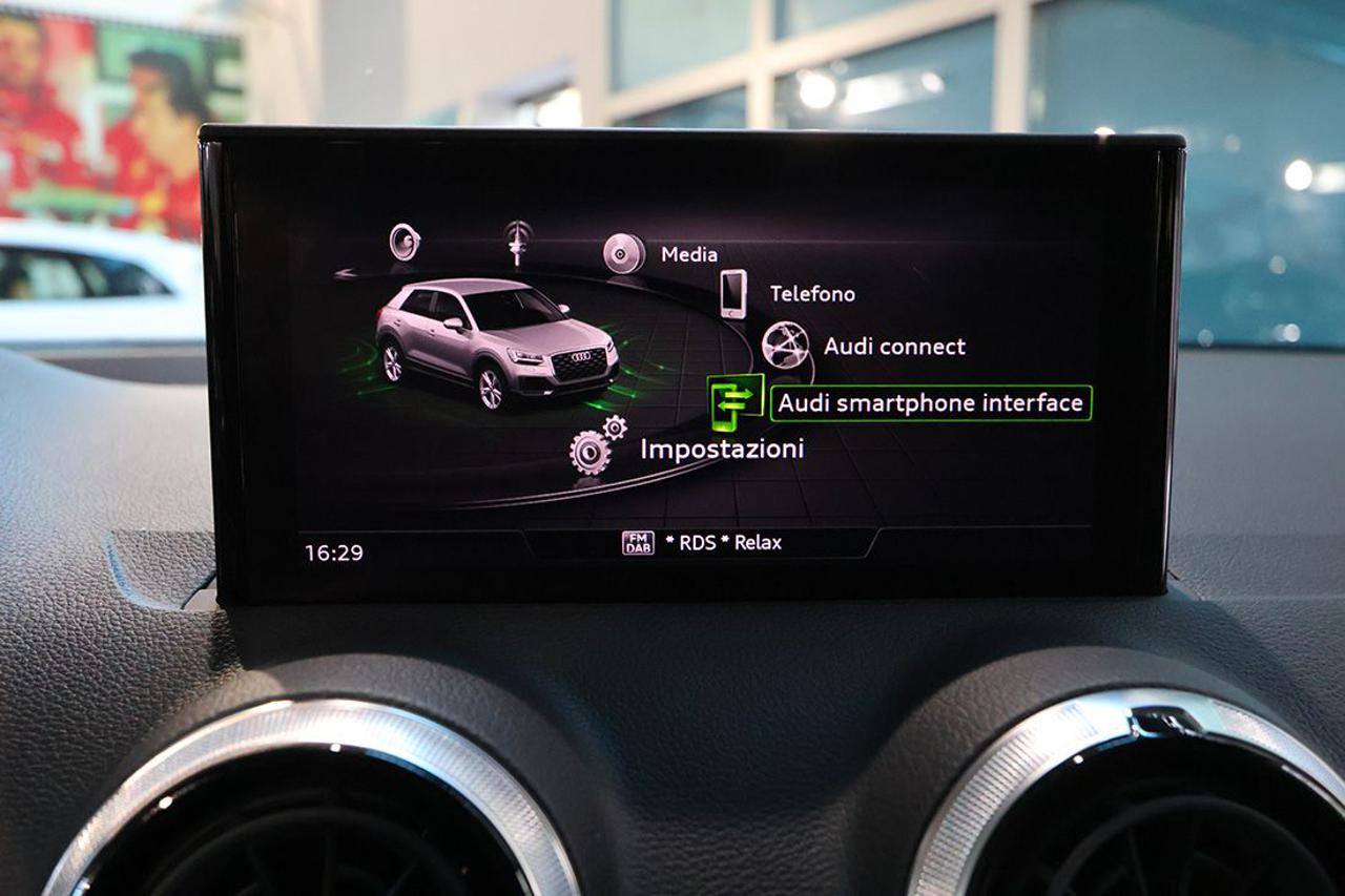 AUDI Q2 35 TFSI S-Tronic S-Line - 25