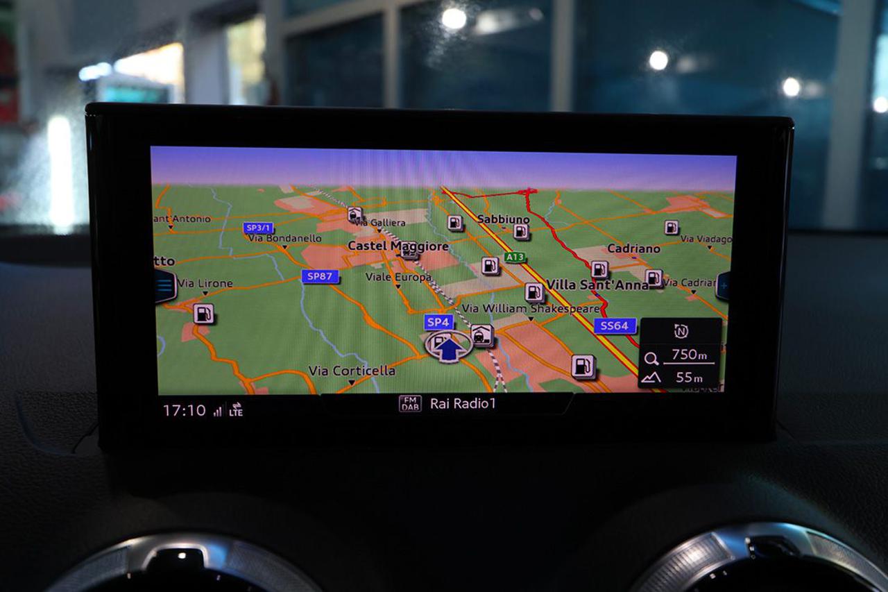 AUDI Q2 35 TFSI S-Tronic S-Line - 23