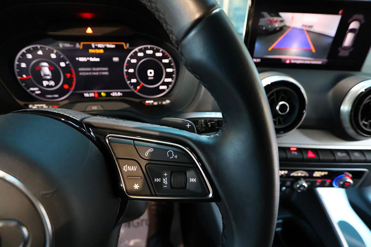 AUDI Q2 35 TFSI S-Tronic S-Line - 21