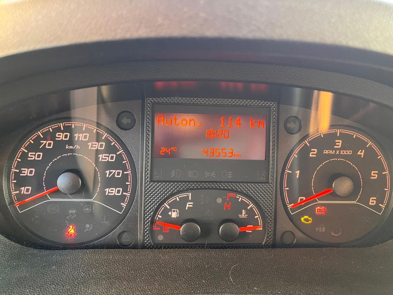 896 F