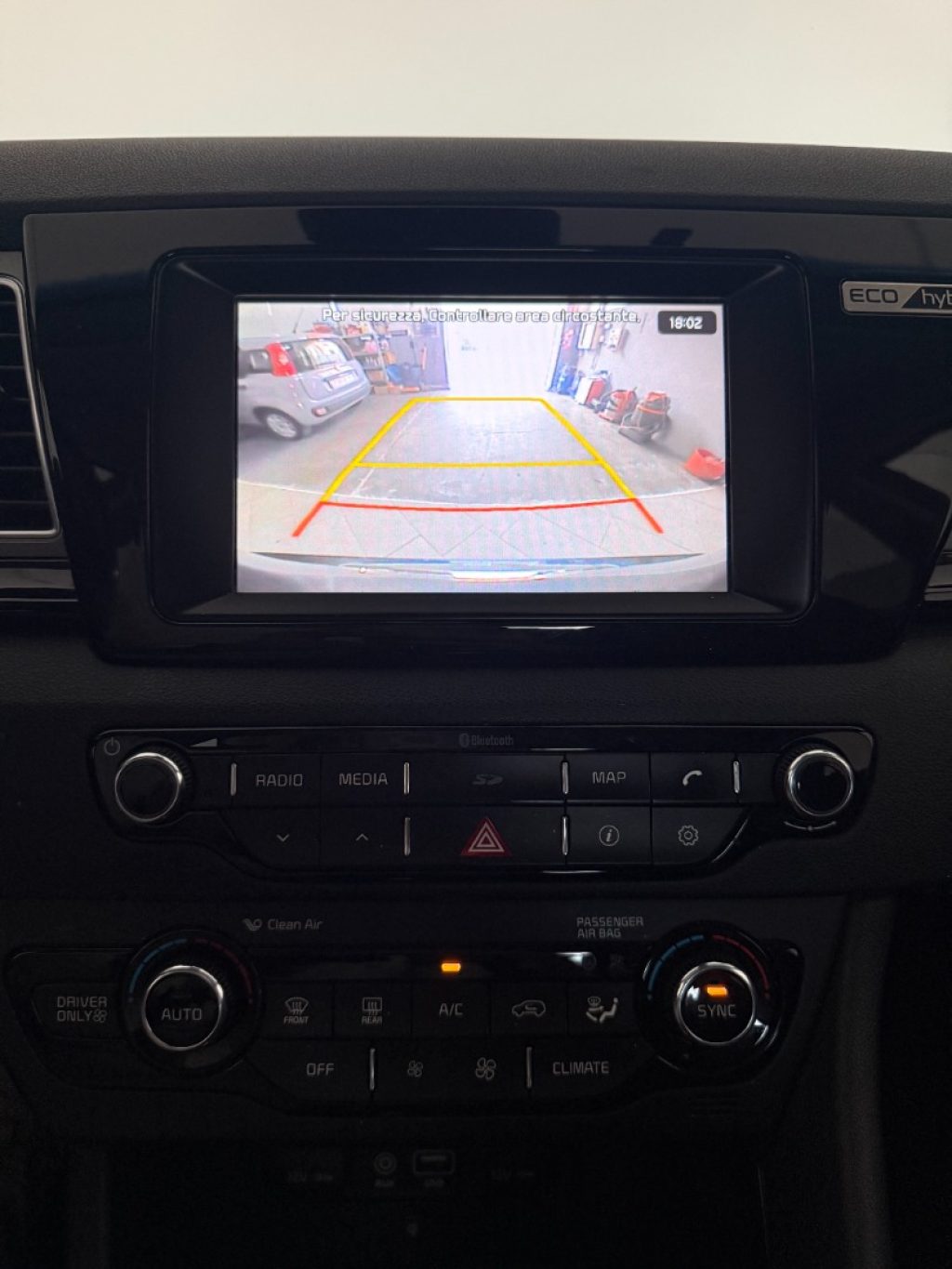 KIA Niro 1.6 GDi DCT HEV Urban - 15