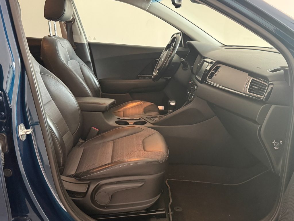 KIA Niro 1.6 GDi DCT HEV Urban - 18