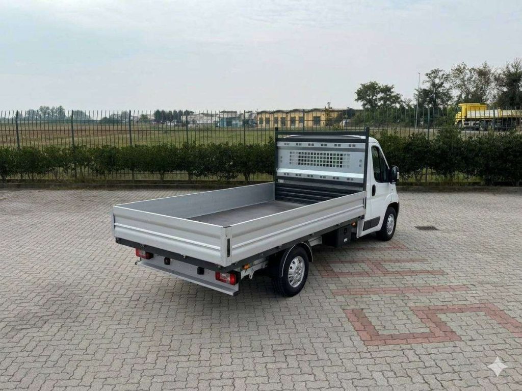 MAXUS Deliver 9 Deliver 9 rwd R.Sing Cassone Fisso 4000mm - 4