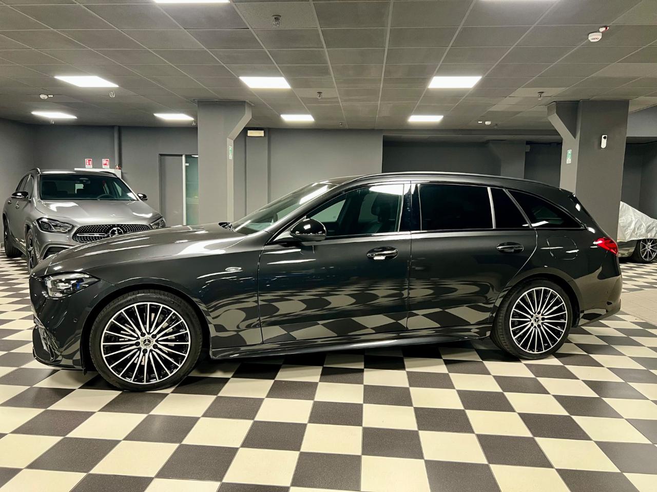 MERCEDES-BENZ C 300 de hybrid EQ S.W. 4Matic AMG Line Premium - 2