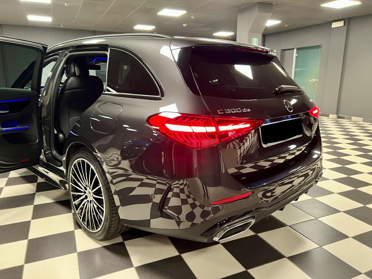 MERCEDES-BENZ C 300 de hybrid EQ S.W. 4Matic AMG Line Premium - 30