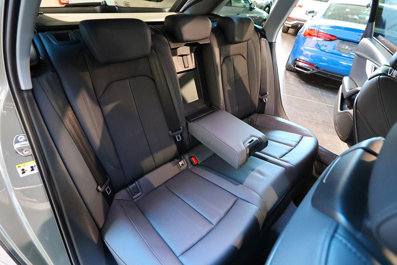 AUDI A4 allroad 40 TDI S-Tronic Identity Contrast - 20