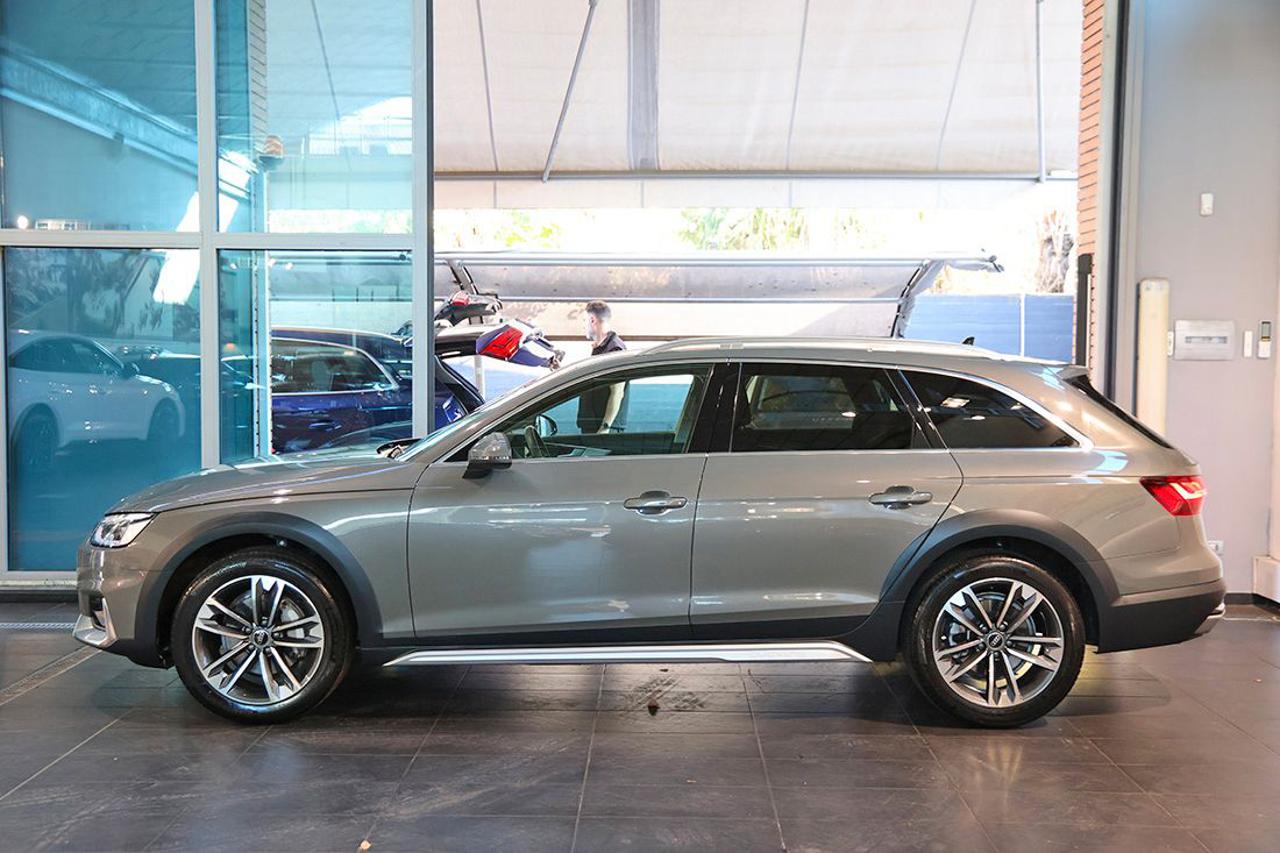 AUDI A4 allroad 40 TDI S-Tronic Identity Contrast - 3