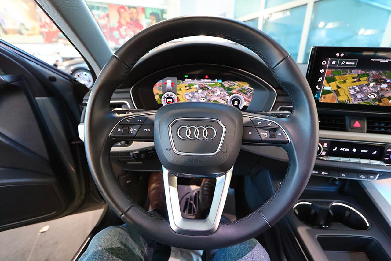 AUDI A4 allroad 40 TDI S-Tronic Identity Contrast - 21