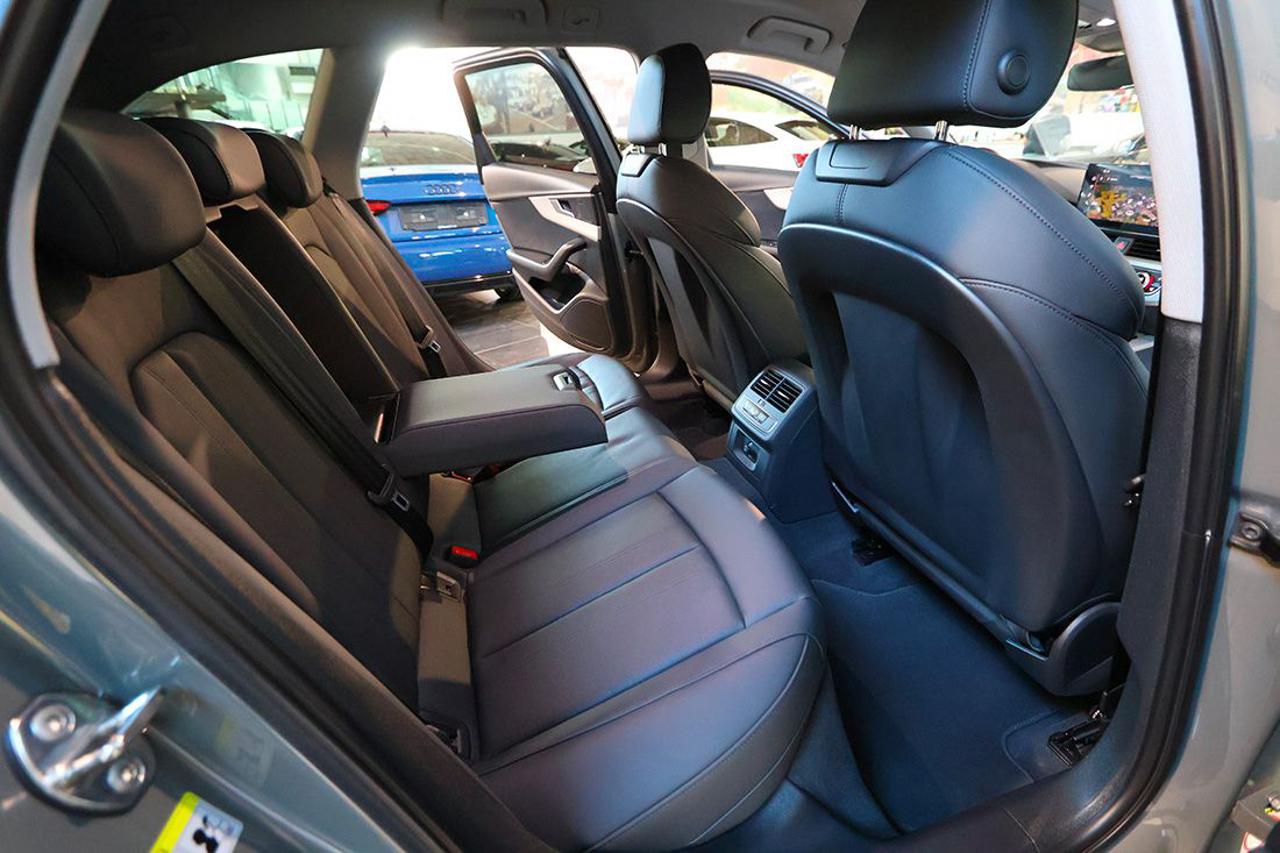 AUDI A4 allroad 40 TDI S-Tronic Identity Contrast - 19
