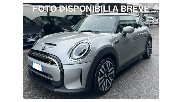 MINI Cooper SE Grigio metallizzato