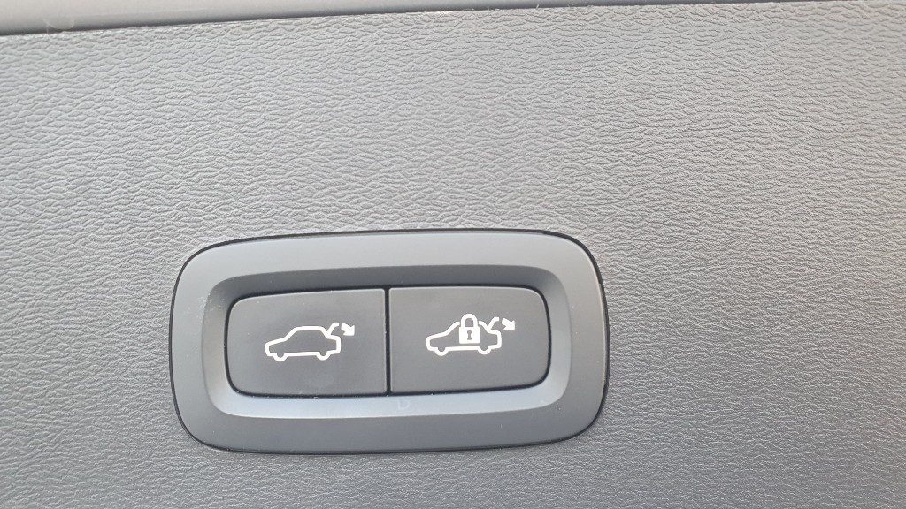 VOLVO XC40 Recharge Pure Electric Single Motor FWD Core - Grid Foto 15