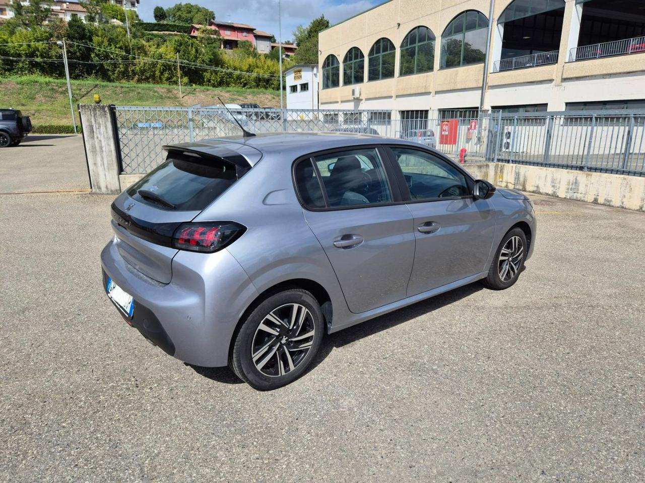 PEUGEOT 208 PureTech 75 Stop&Start 5 porte Active Pack - 7