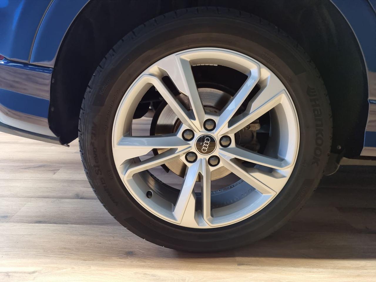 AUDI Q3 35 TDI S tronic S line edition - 32