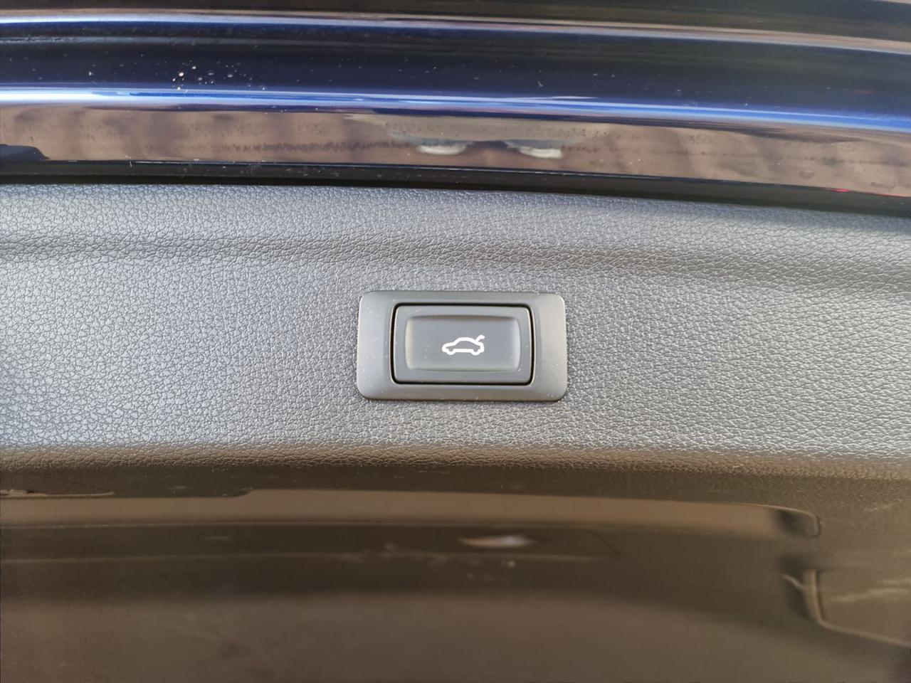 AUDI Q3 35 TDI S tronic S line edition - 14