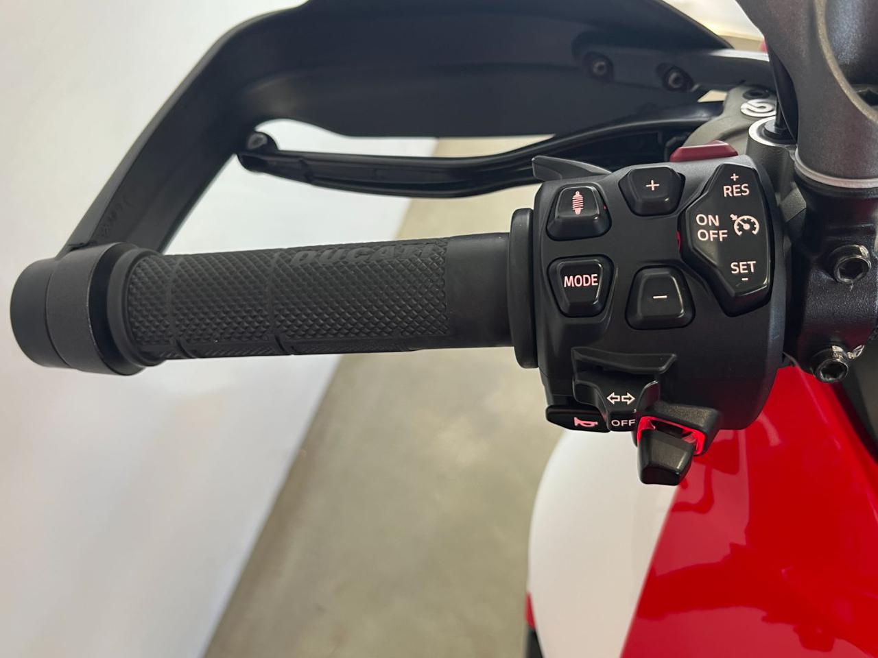 DUCATI Multistrada V4 S PIKES PEAK - 13