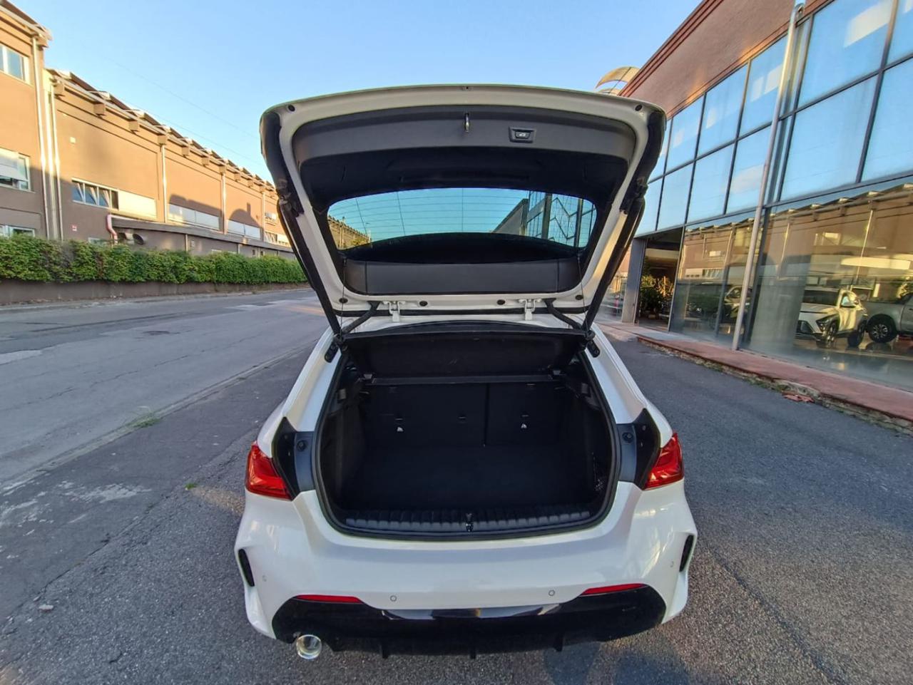 BMW 116 d 5p. Msport Aut. - 8