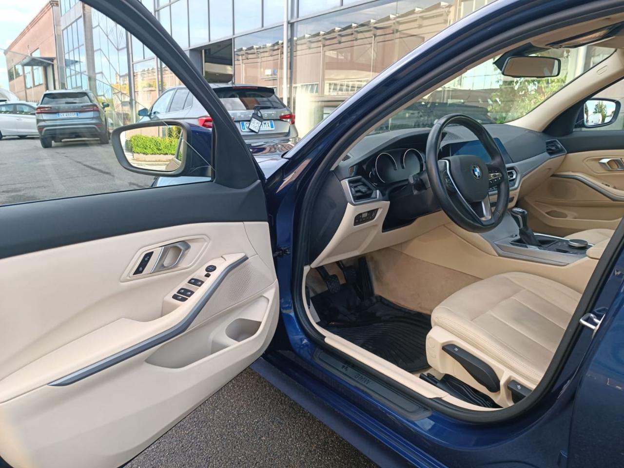BMW 318 d - 20