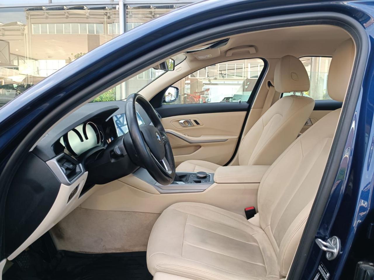 BMW 318 d - 23