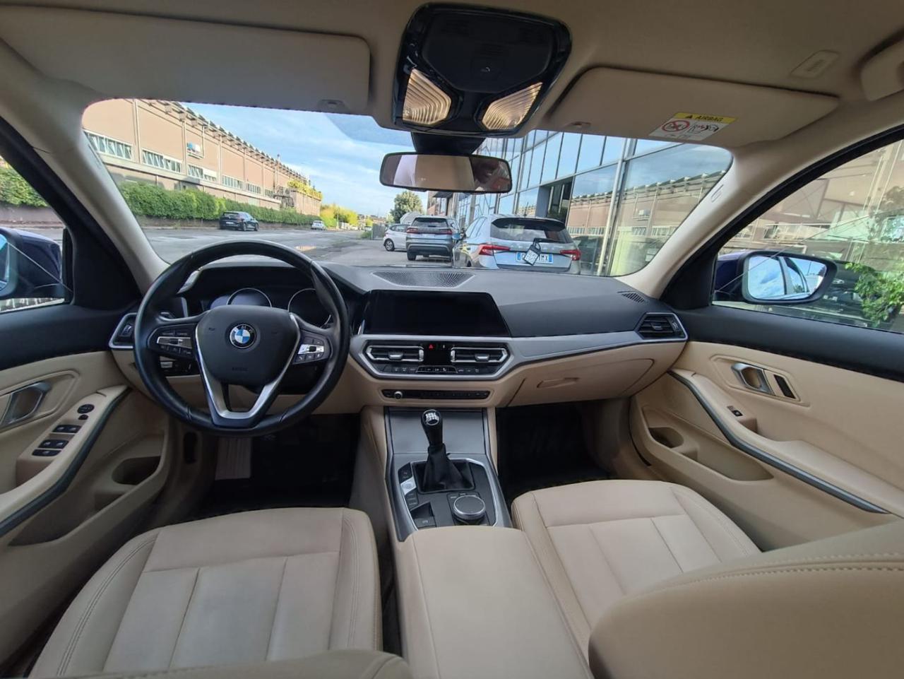 BMW 318 d - 25