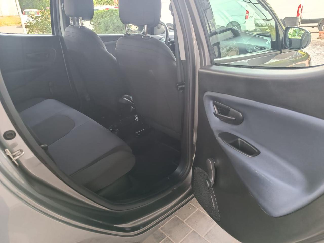 LANCIA Ypsilon 1.0 FireFly 5 porte S&S Hybrid Platino - 7