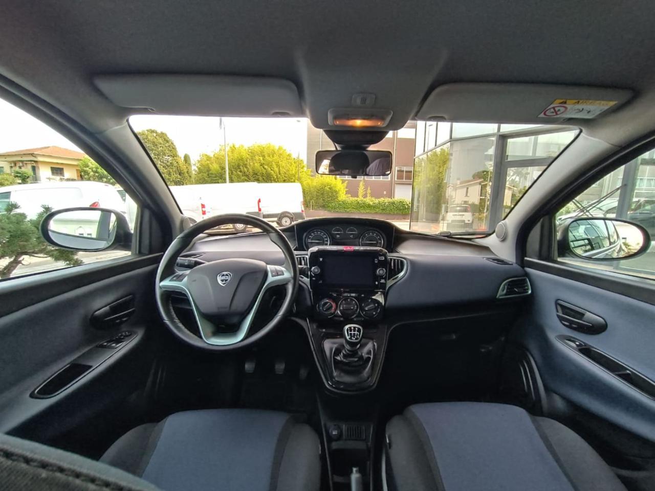 LANCIA Ypsilon 1.0 FireFly 5 porte S&S Hybrid Platino - 9