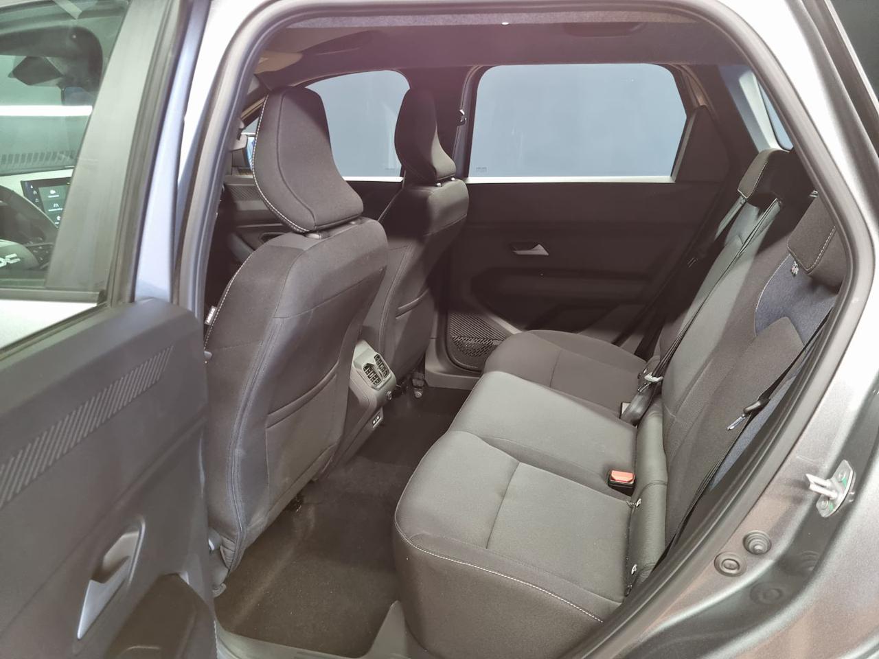 DACIA Bigster 1.2 TCe 140 CV MHEV Expression - 9