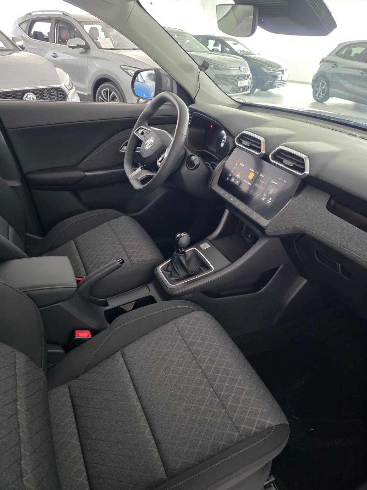 MG ZS 1.5 Standard - 6
