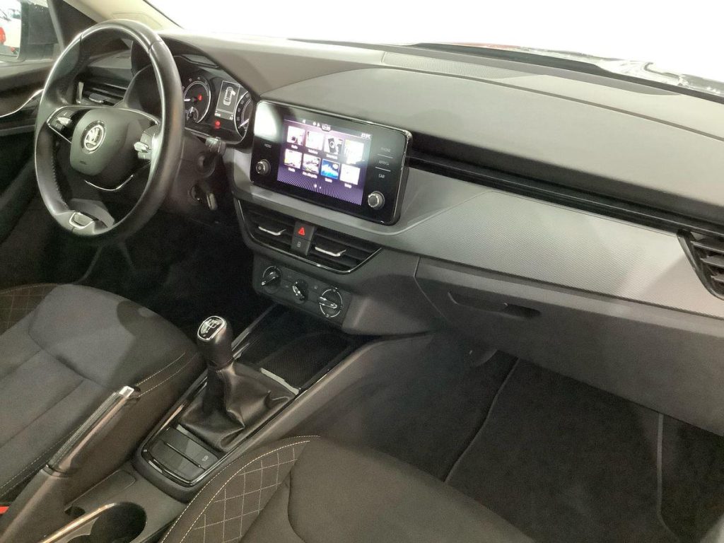 SKODA Kamiq 1.0 TSI Ambition - 9