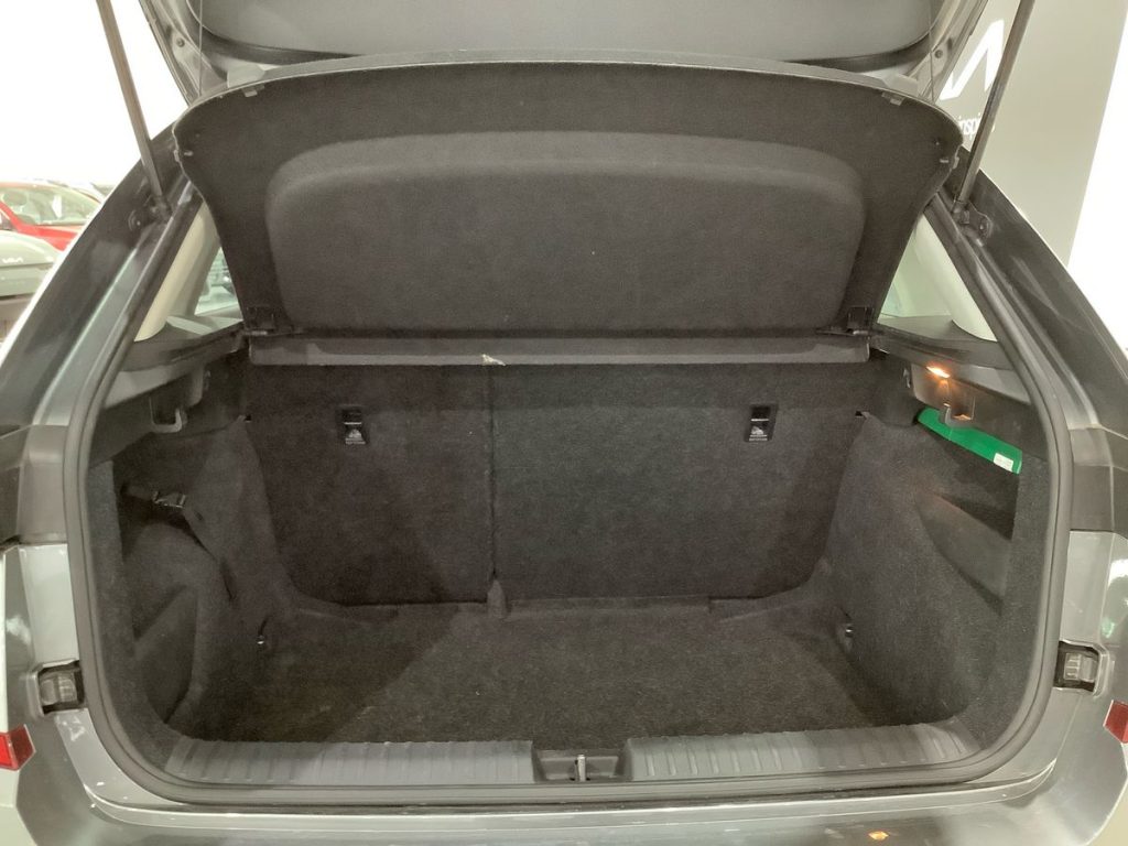 SKODA Kamiq 1.0 TSI Ambition - 12