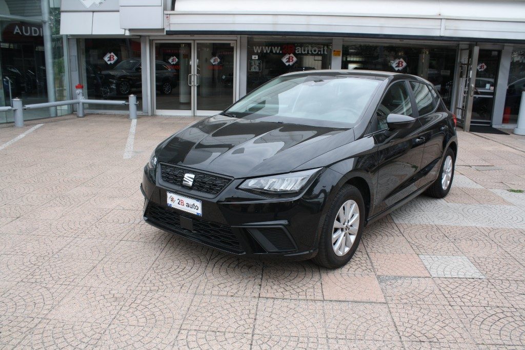 2B Auto ||| SEAT Ibiza 1.0 EcoTSI 95 CV 5 porte Style in vendita a Nova Milanese