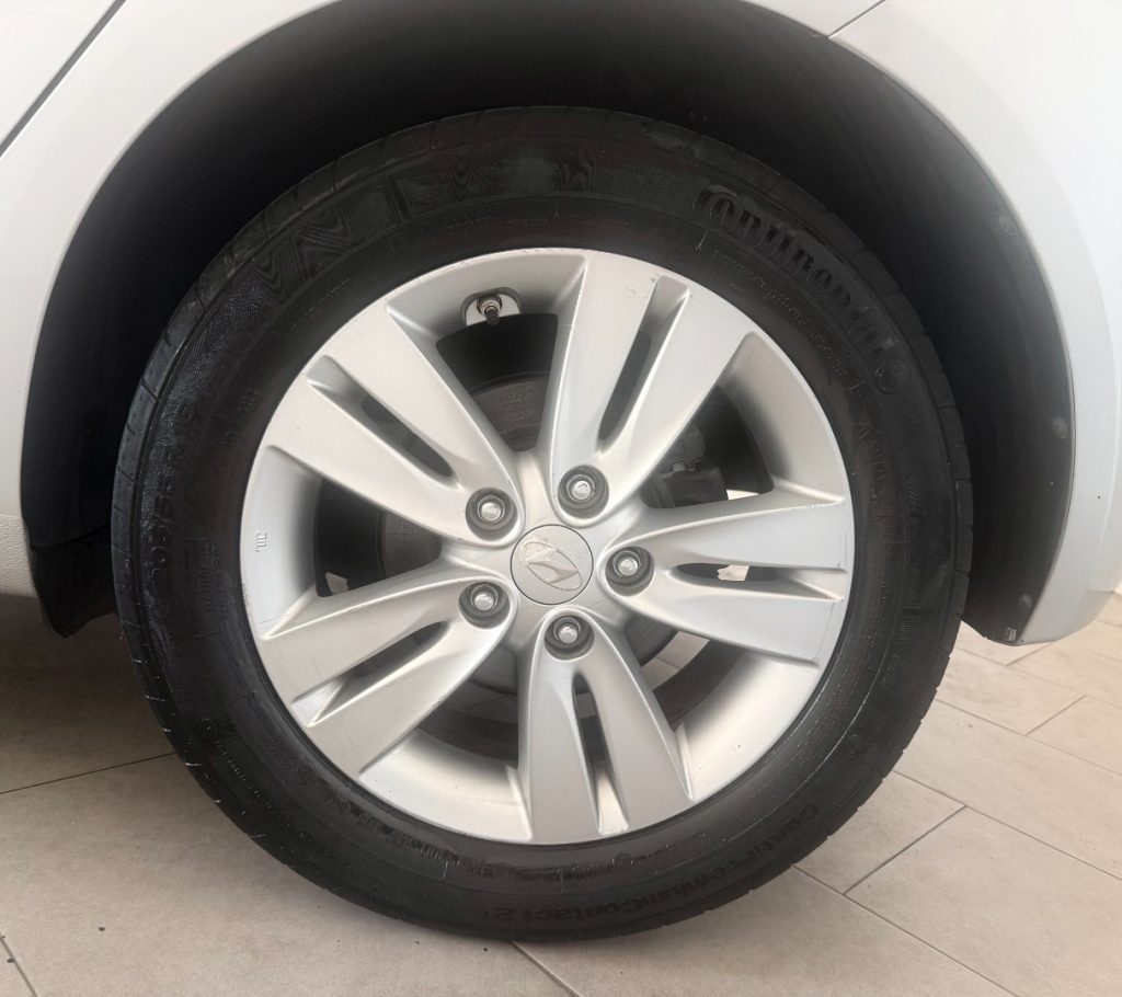 HYUNDAI iX20 1.4 90 CV Econext Comfort - 17