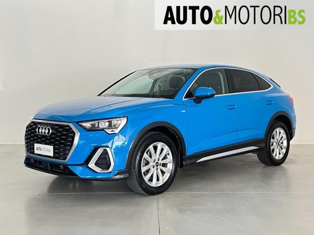 AUDI Q3 Azzurro pastello