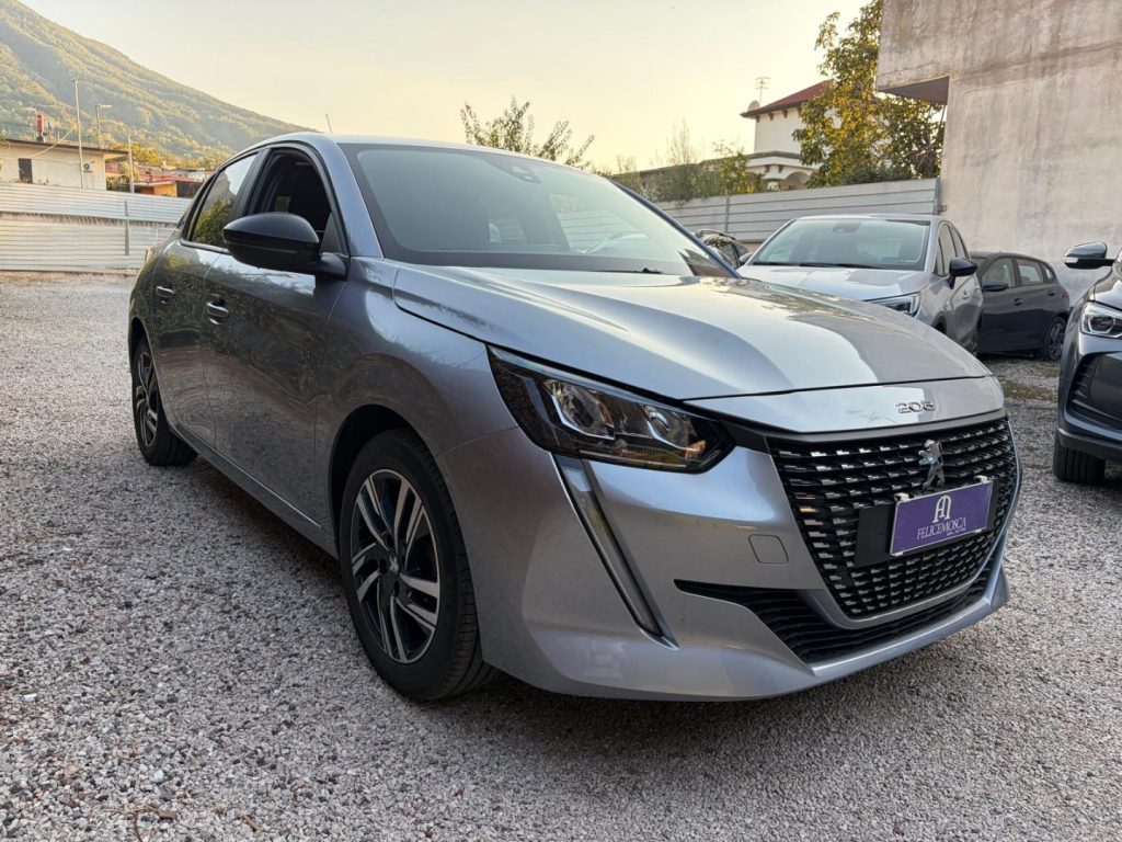 PEUGEOT 208 Hybrid 100 e-DCS6 style - 11